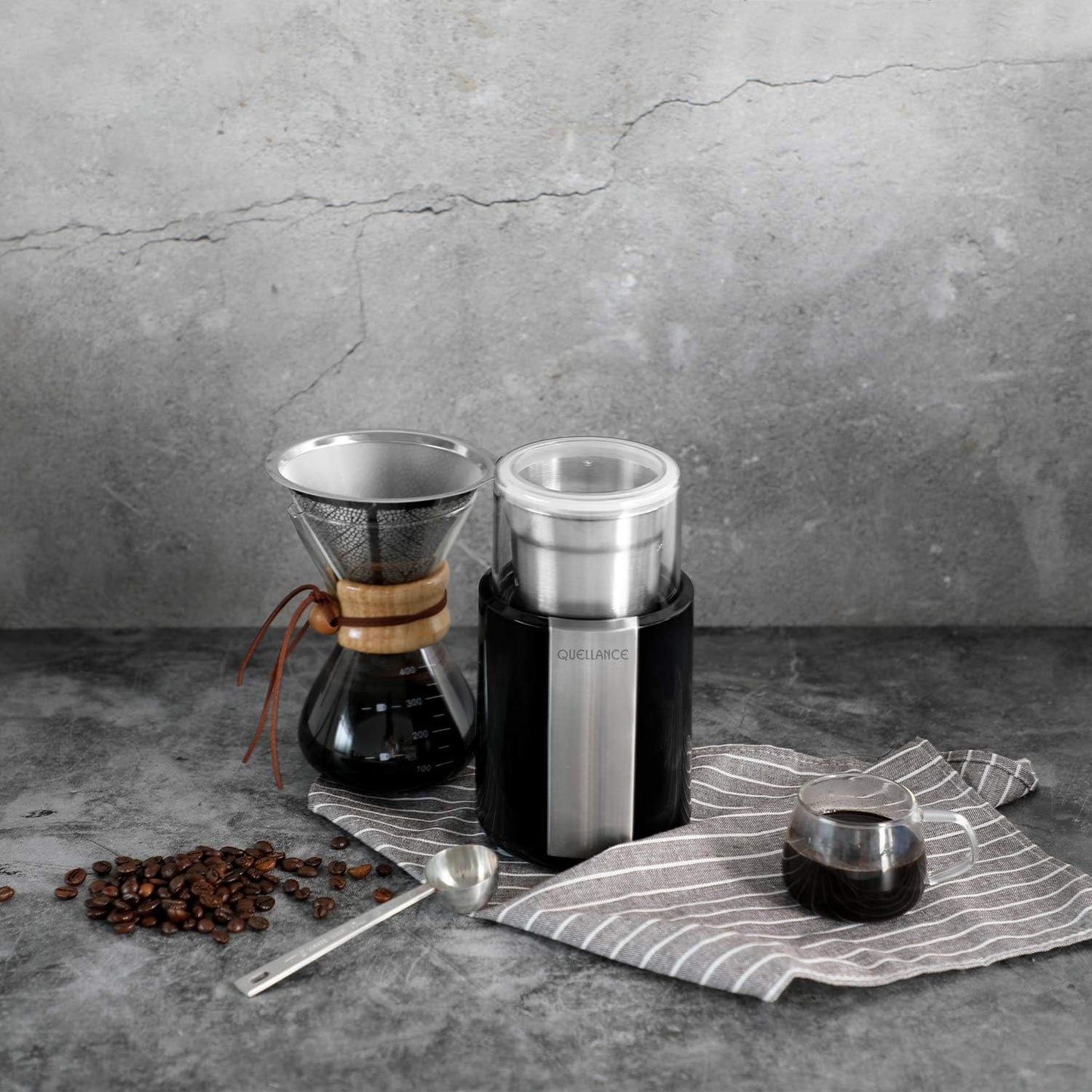 Electric Coffee Grinder, Stainless Steel Blades Coffee and Spice Grinder with 2.5 Ounce Removable Cup, Powerful 200W